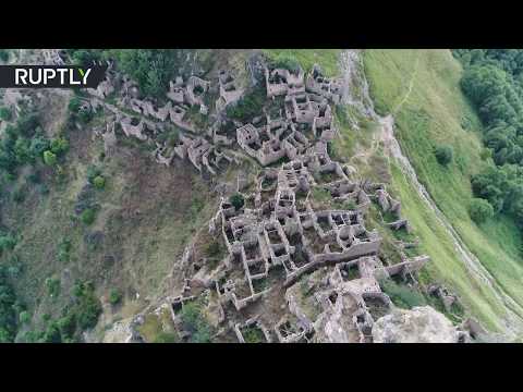 بلدة نسيها الزمن على رأس جبل في داغستان الروسية