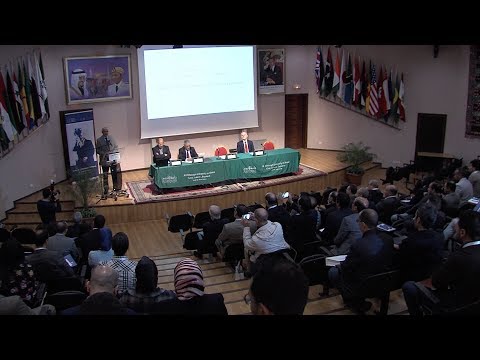 خبراء مغاربة وأجانب يتناقشون بشأن مسلسل الجهوية في إفران